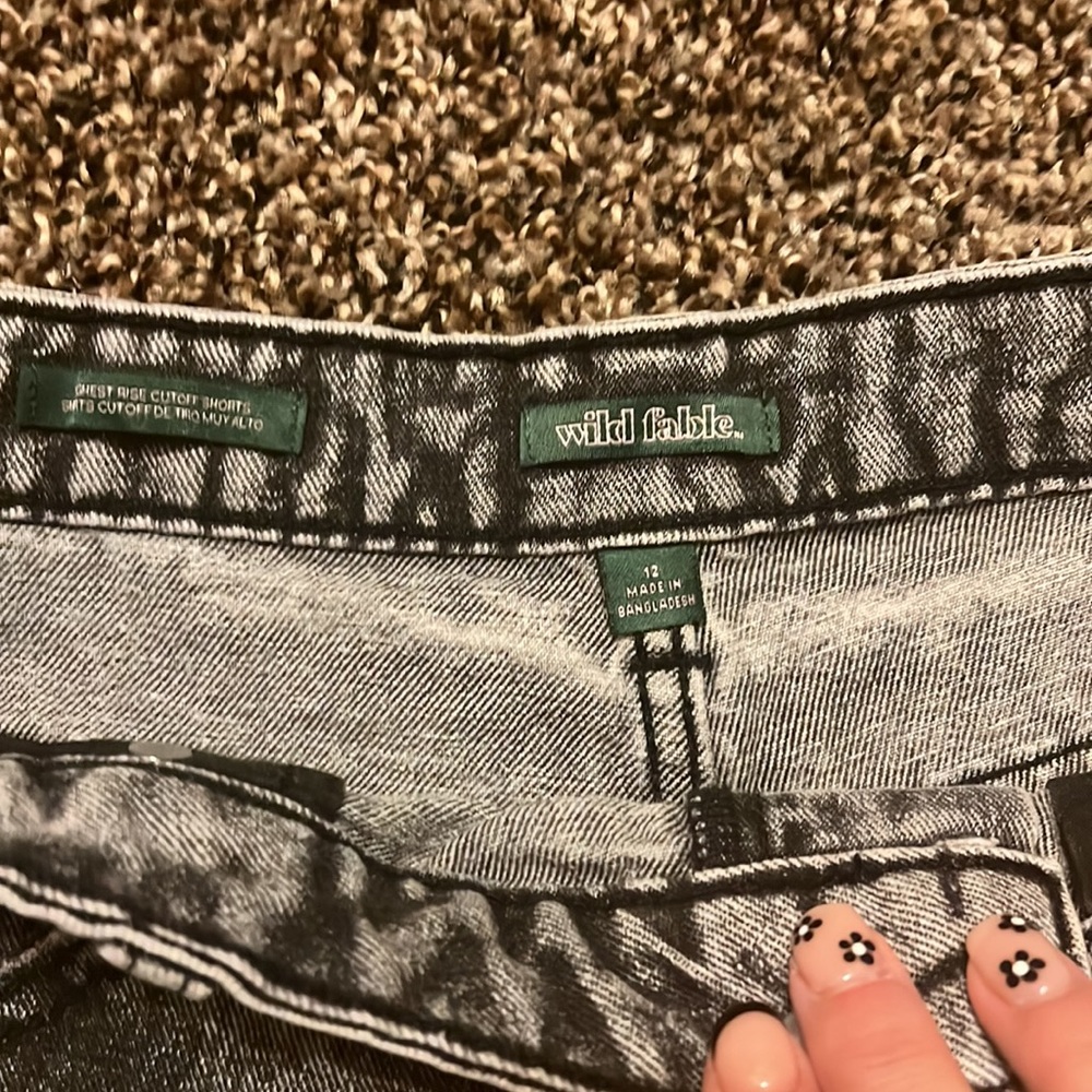 Wild fable shorts size 12 - Picture 4 of 5